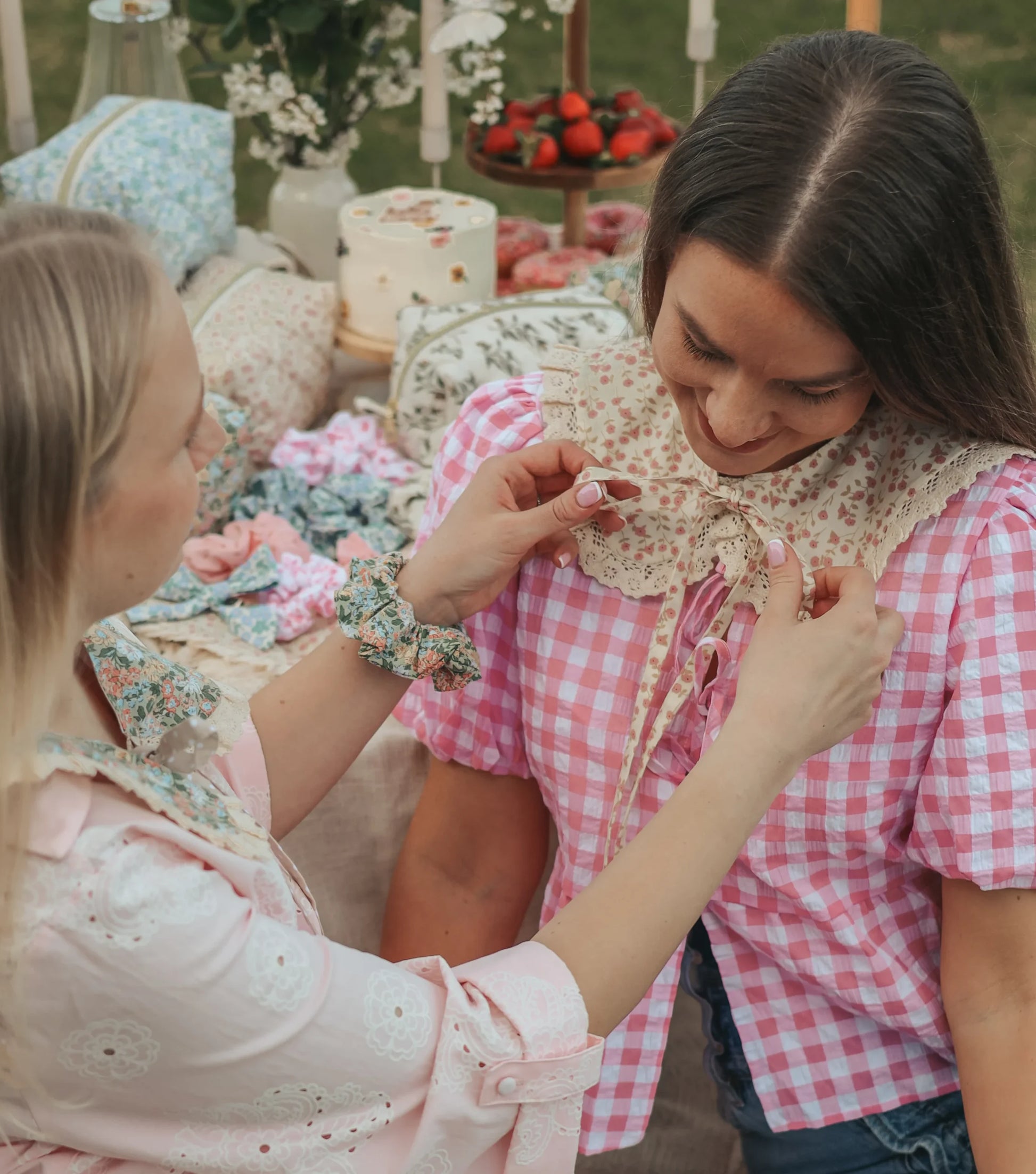 Apykaklė - Rose