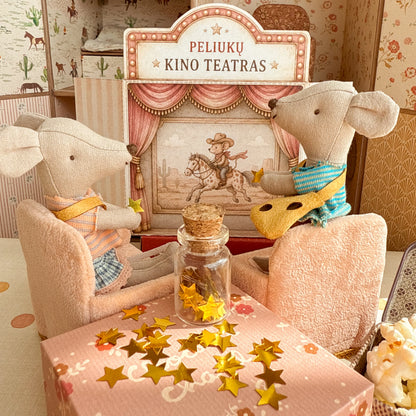Maileg mouse house wallpaper