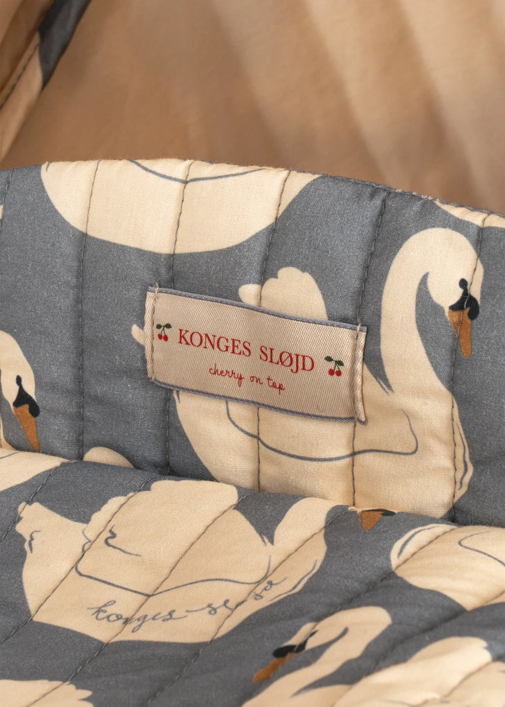 Konges Slojd klasikinis lėlių vežimas - Swan