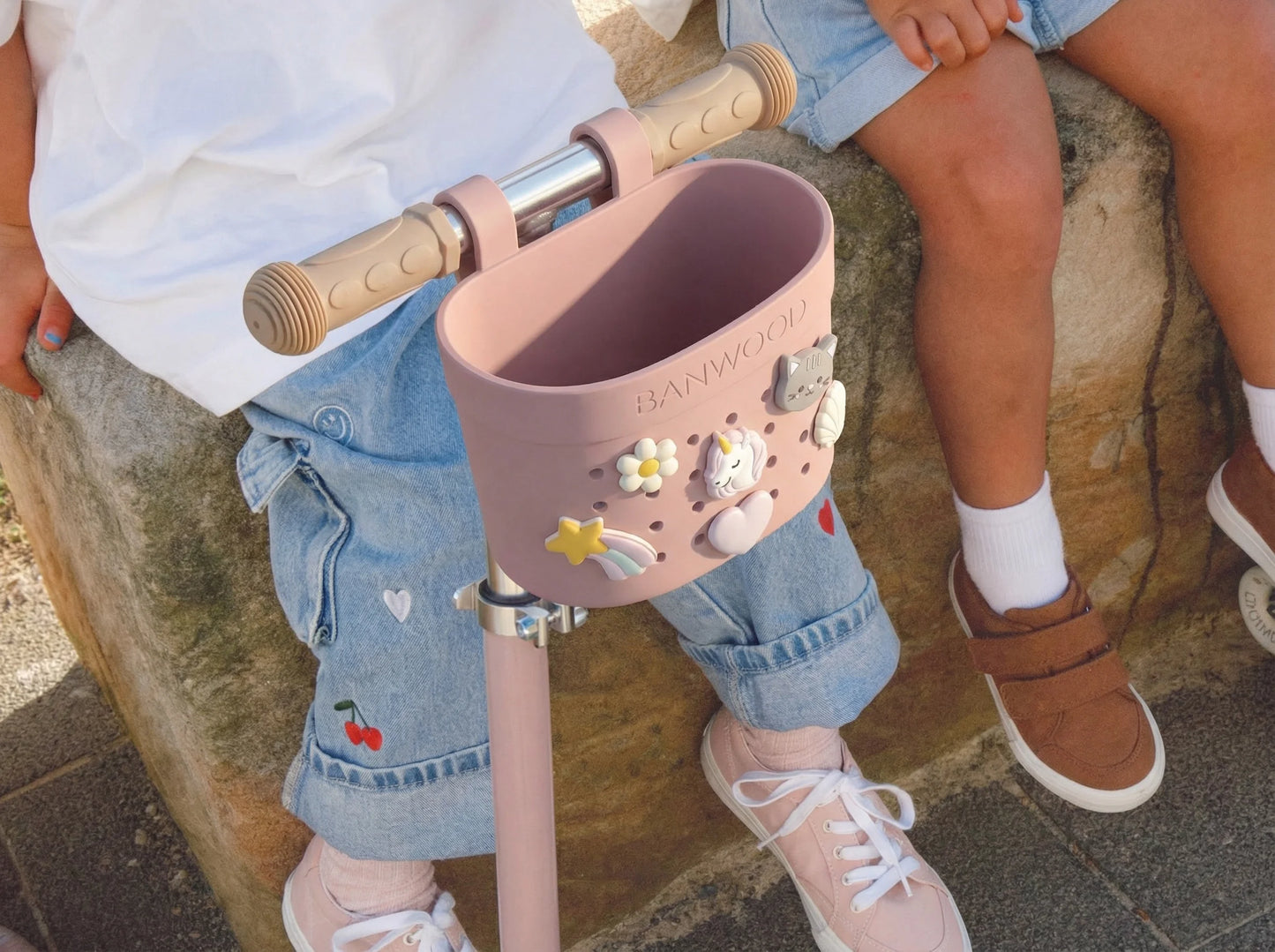 Banwood ECO paspirtukas 3-6 metų - Dusty rose + DVI DOVANOS: krepšelis ir ženkliukai
