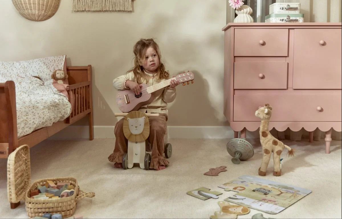 Little Dutch medinė gitara - Safari Friends Pink