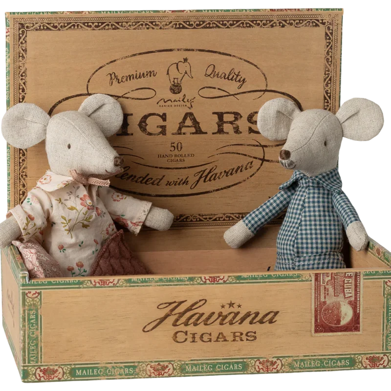 Maileg Močiutė ir senelis dėžutėje