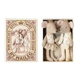 Maileg karališki peliukai dvyniai degtukų dėžutėje – brolis ir sesė