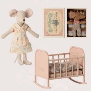 Maileg pelytė mama, kūdikis ir supama lovytė