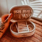 Mrs. Ertha papuošalų dėžutė - Aura