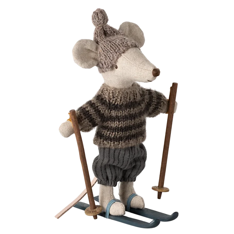 Maileg žiemos peliukas su slidėmis - didysis brolis Grey