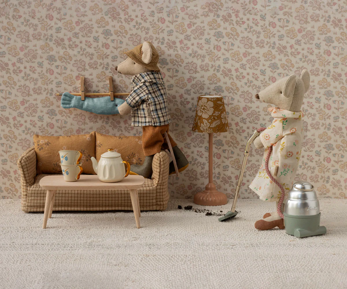 Maileg peliukų medinis stalas - Nature - Image 3