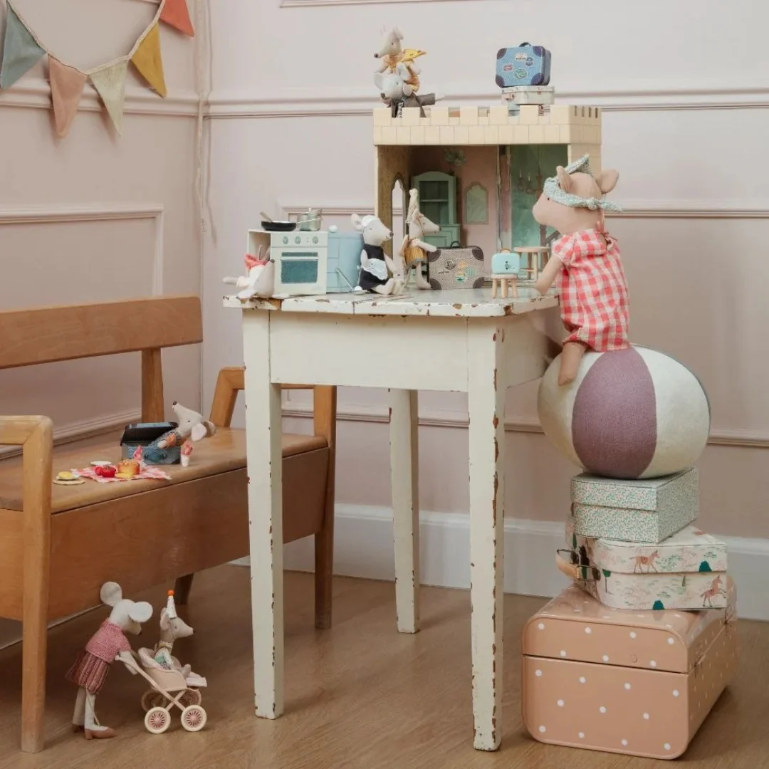 Maileg pilis - Castle hall - Image 3