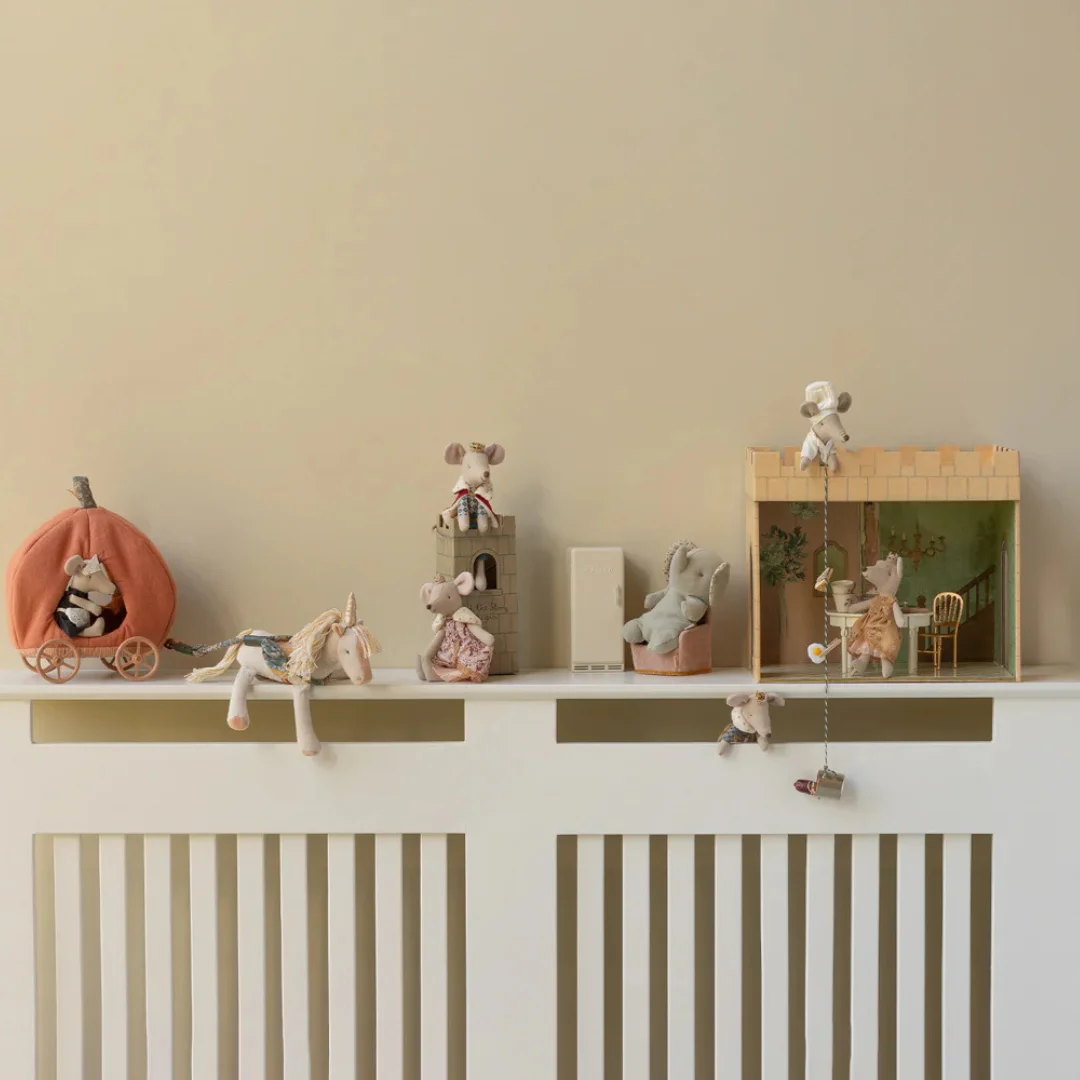 Maileg pilis - Castle hall - Image 2