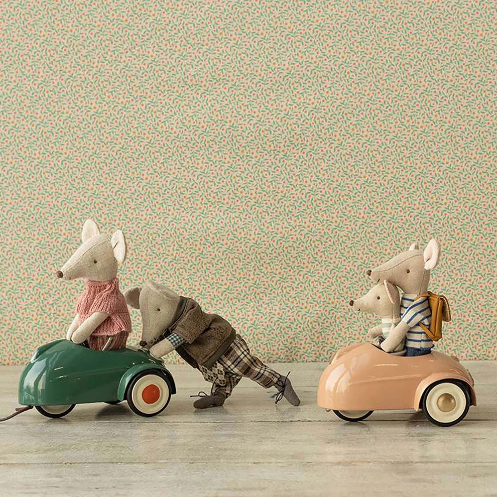 Maileg peliukų automobilis – Dark green - Image 2